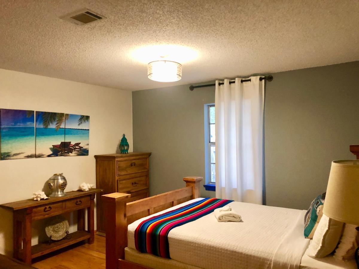 The Cove Bnb Hudson Bend Luaran gambar